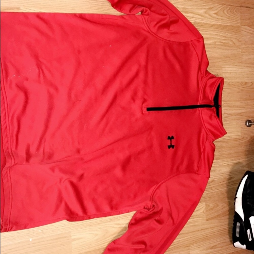 Under armor Pull Over